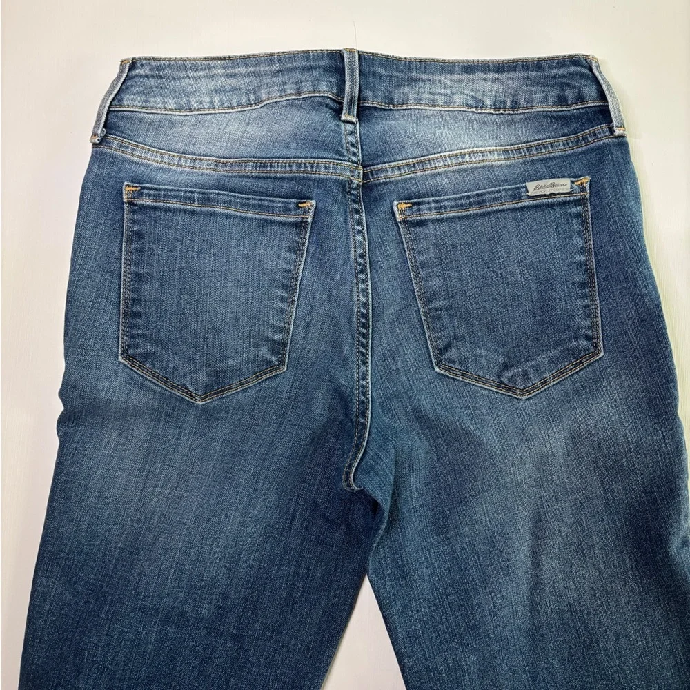 Eddie Bauer Women’s Bootcut Jeans Size 2 Slightly Curvy Fit Medium Wash Stretch - Picture 4 of 12